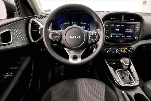 Used 2025 Gravity Gray Kia LX image 6