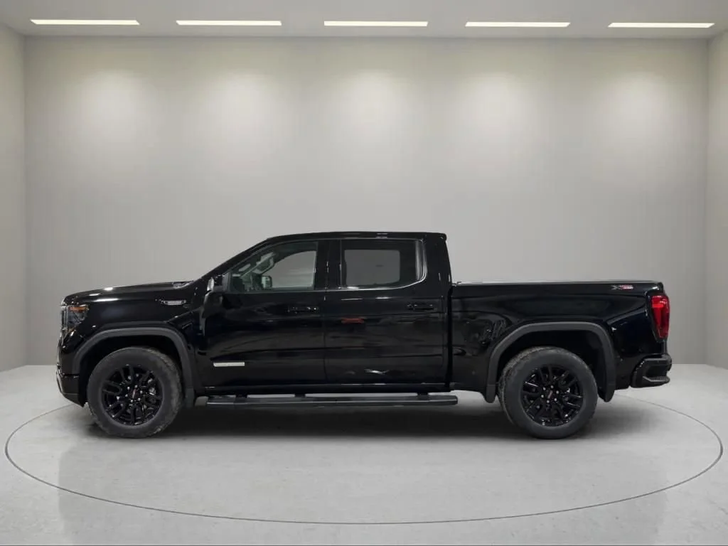 Used 2024 Onyx Black GMC Elevation image 8