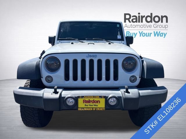 Used 2014 Bright White Clearcoat Jeep Rubicon image 2