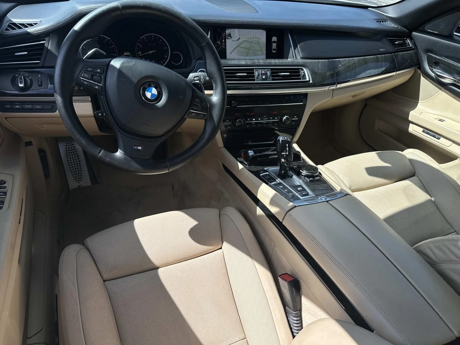 Used 2015 Alpine White BMW 4dr Sdn 750Li xDrive AWD image 11