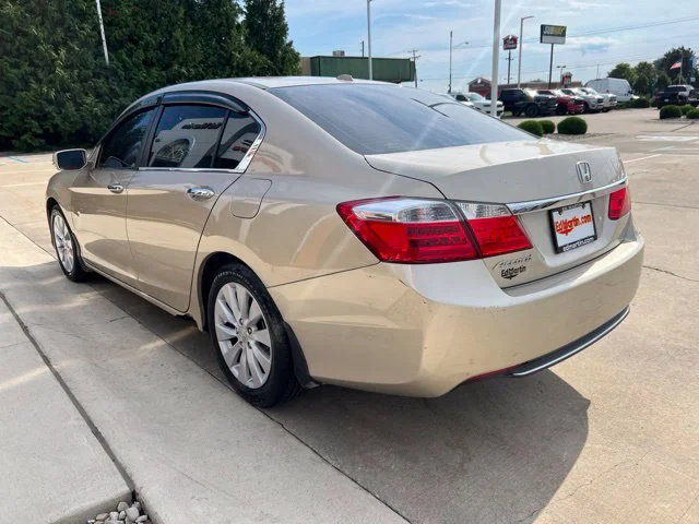 Used 2013 Beige Honda EX-L image 5