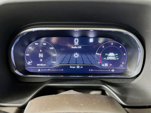 2022 GMC Yukon XL SLT - Photo 14