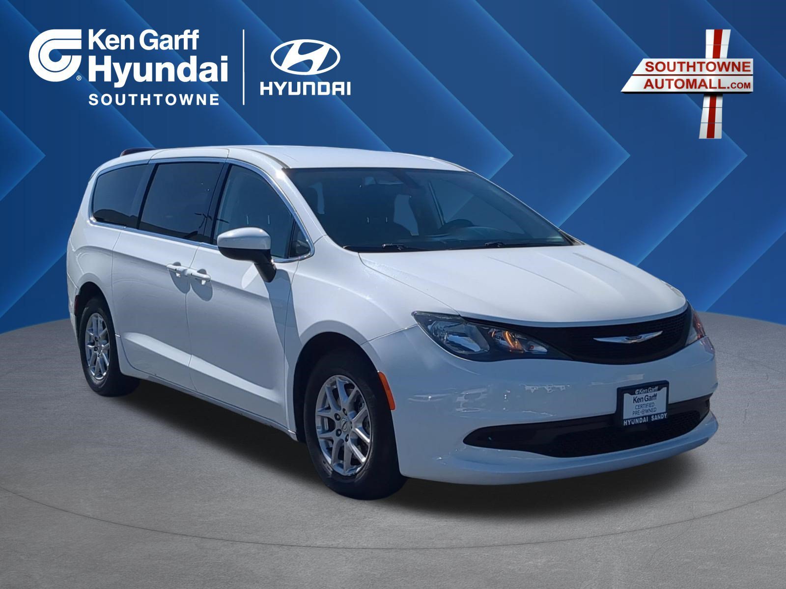 2022 Chrysler Voyager