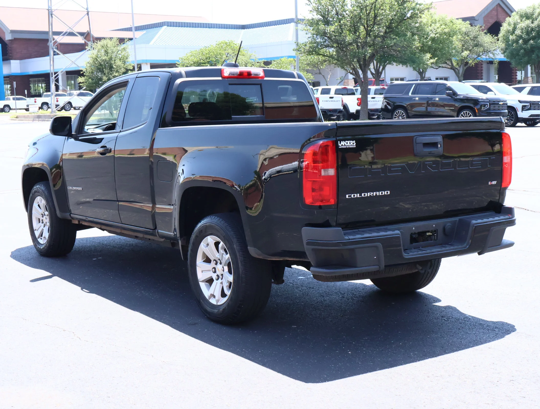 Used 2022 Black Chevrolet LT image 7