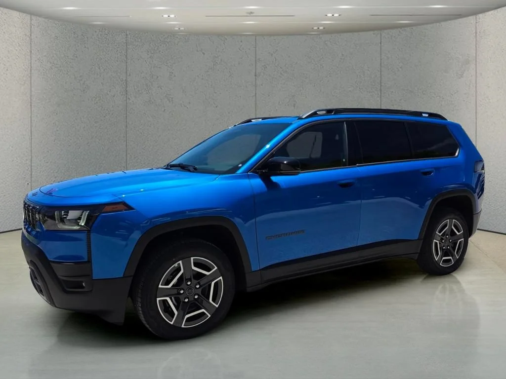 New 2026 Hydro Blue Pearl-Coat Exterior Paint Jeep Limited image 10