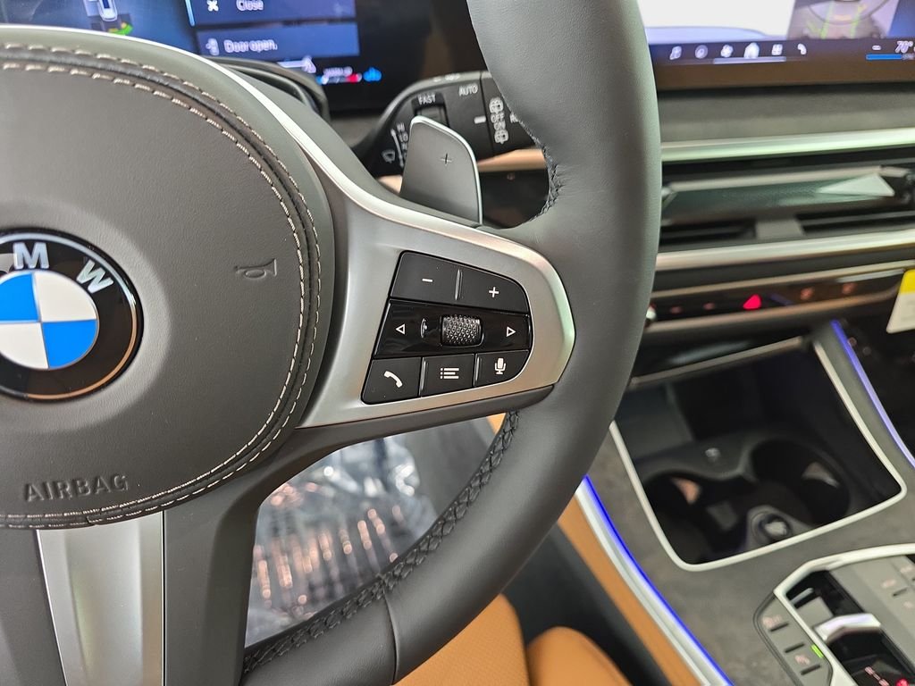 New 2026 Mineral White Metallic BMW xDrive40i image 18