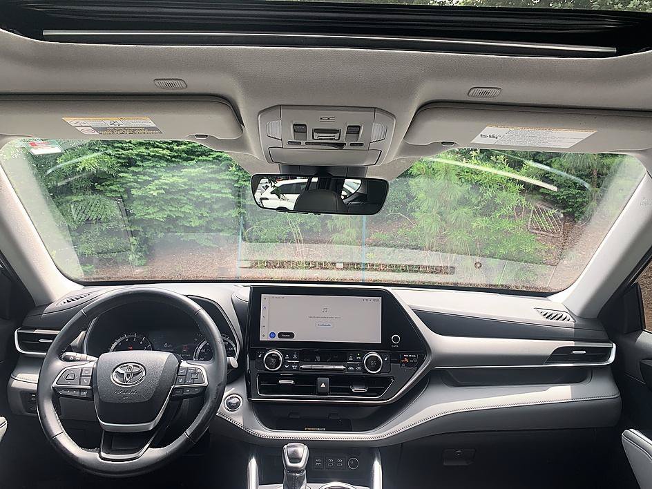 Used 2023 Magnetic Gray Metallic Toyota XLE image 18