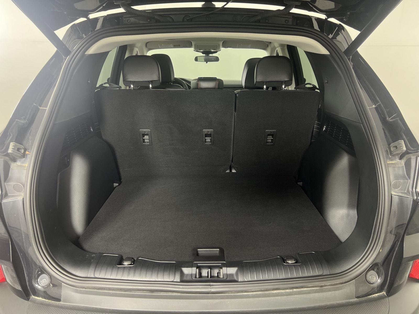 Used 2022 Agate Black Ford SEL image 22