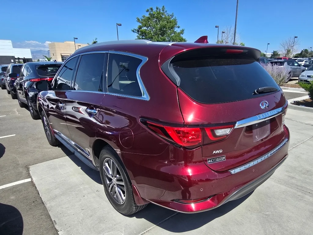 Used 2020 Deep Bordeaux INFINITI LUXE image 3