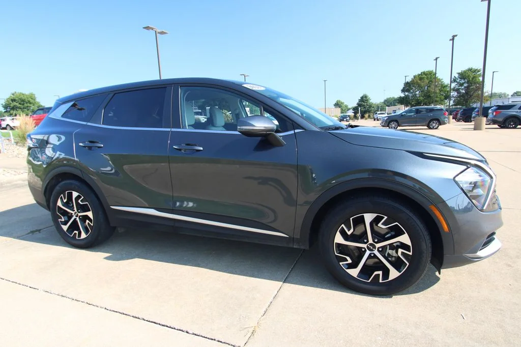 Used 2023 Gray Kia EX image 3
