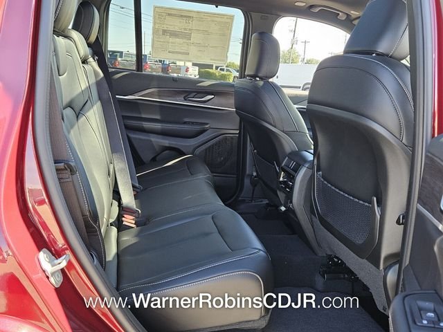 2025 Jeep Grand Cherokee Limited - Photo 17