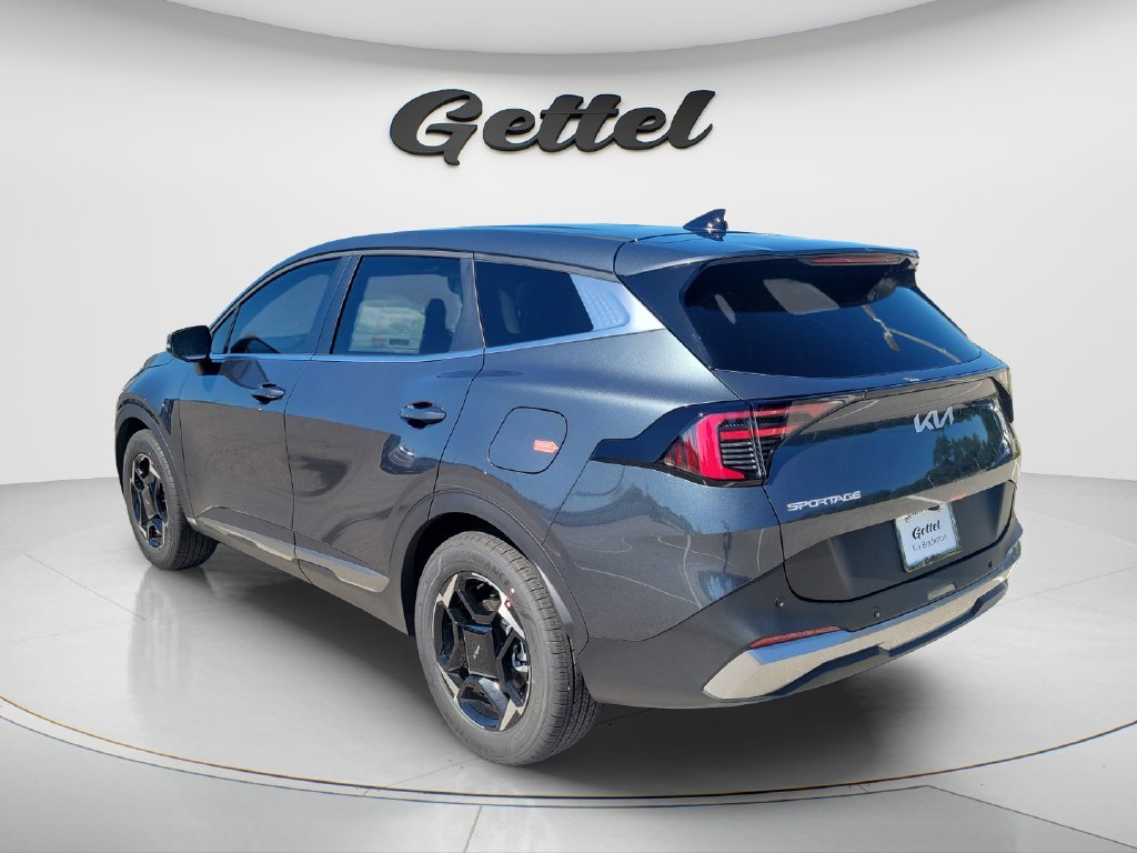 New 2027 Gravity Gray Kia EX image 7