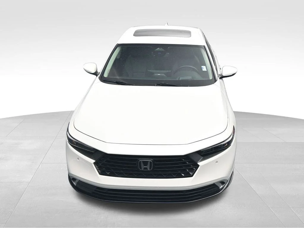 Certified Used 2024 Platinum White Pearl Honda HYBRID TRG image 25
