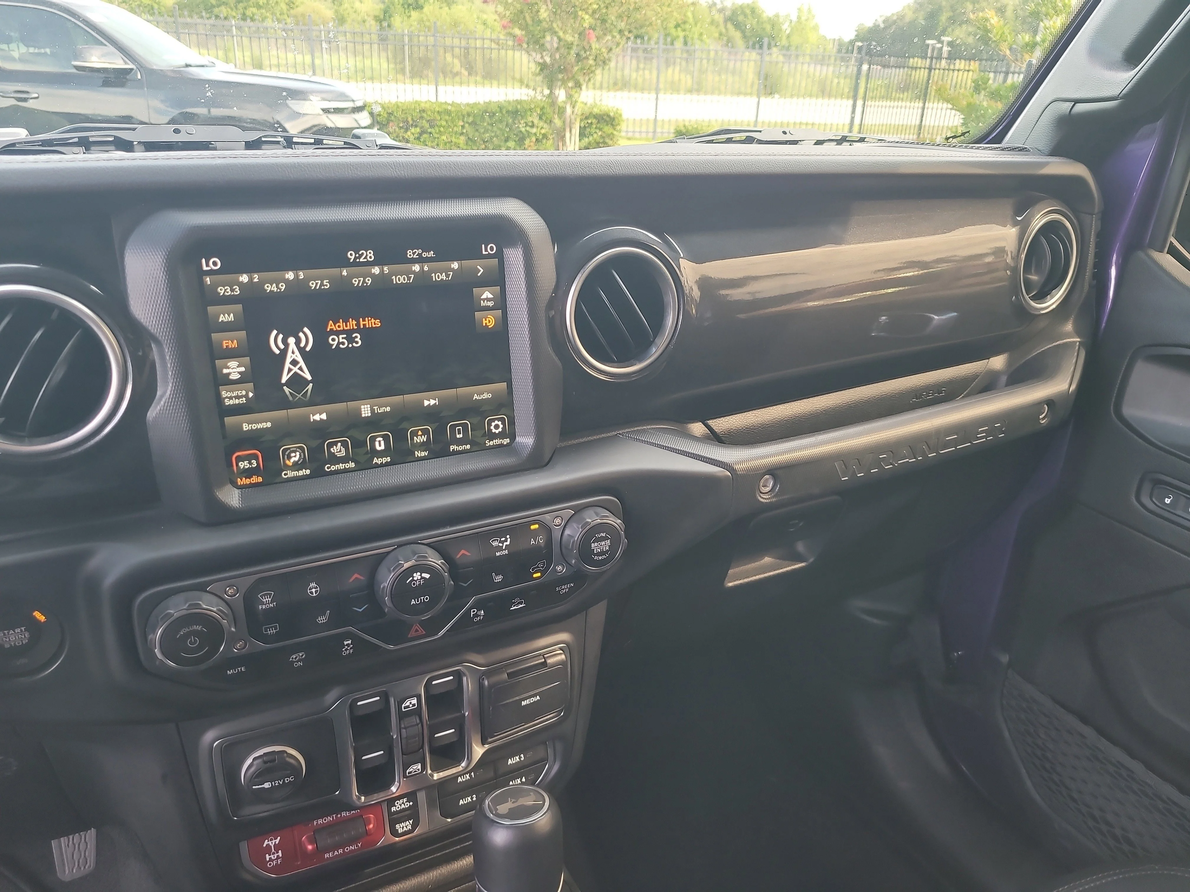 Used 2023 Limited Edition Reign Jeep Rubicon 392 image 19