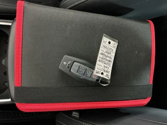 Certified Used 2022 Gray Mitsubishi SEL image 24