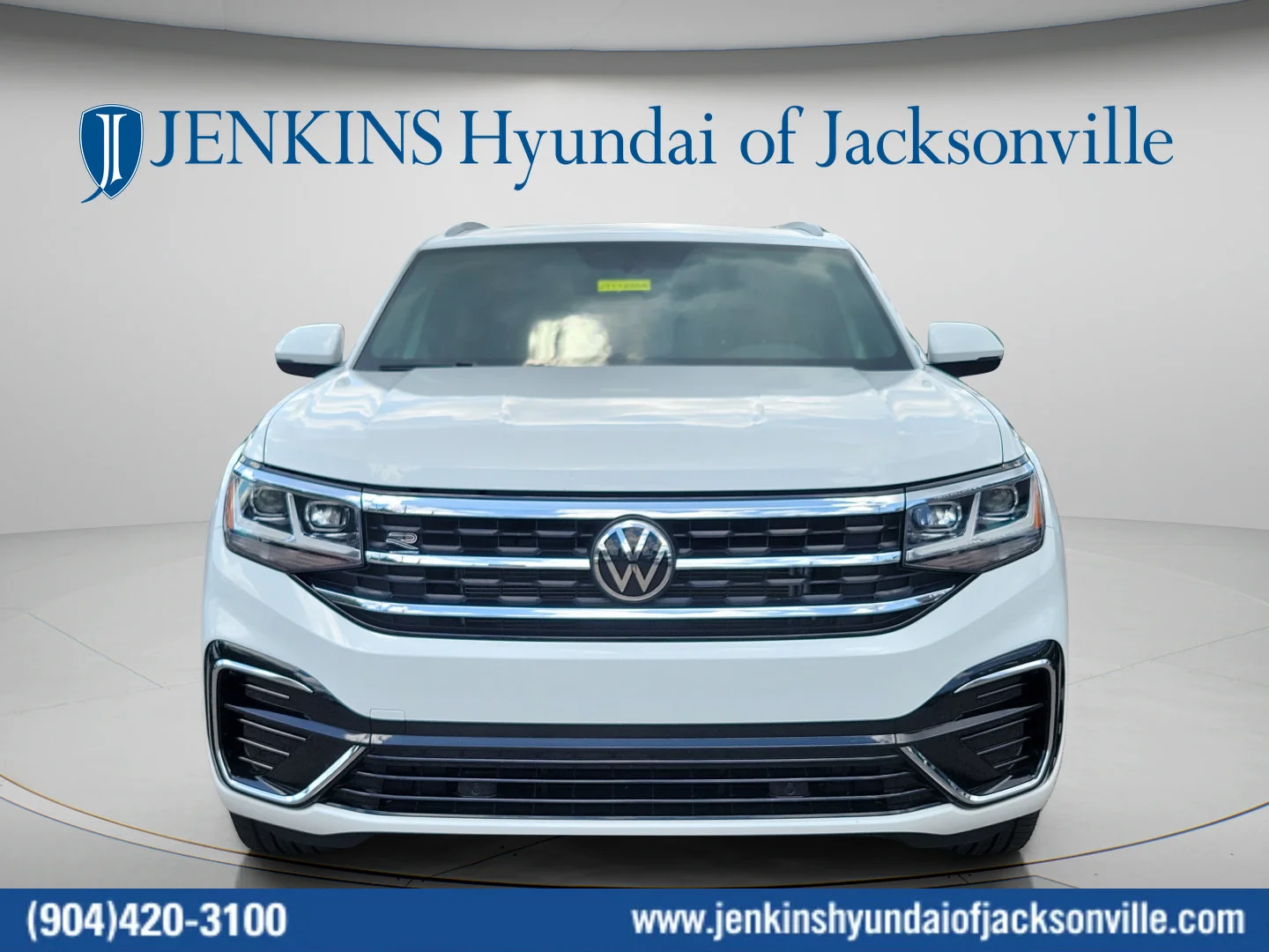 Used 2021  Volkswagen 3.6L V6 SE w/Technology R-Line image 8