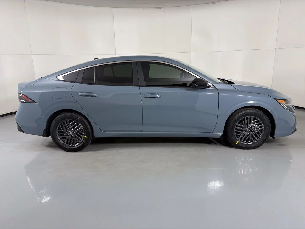 Used 2026 Gray Nissan SV image 9