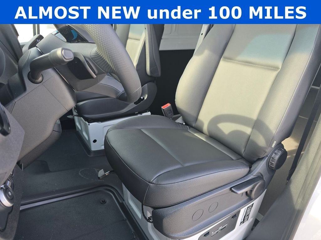 Used 2025 Arctic White Mercedes-Benz Cargo 144 WB image 19
