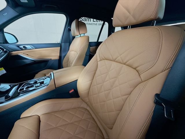 New 2026 Black BMW xDrive50e image 22