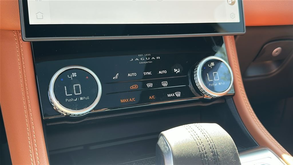 2026 Jaguar F-Pace R-Dynamic S - Photo 19