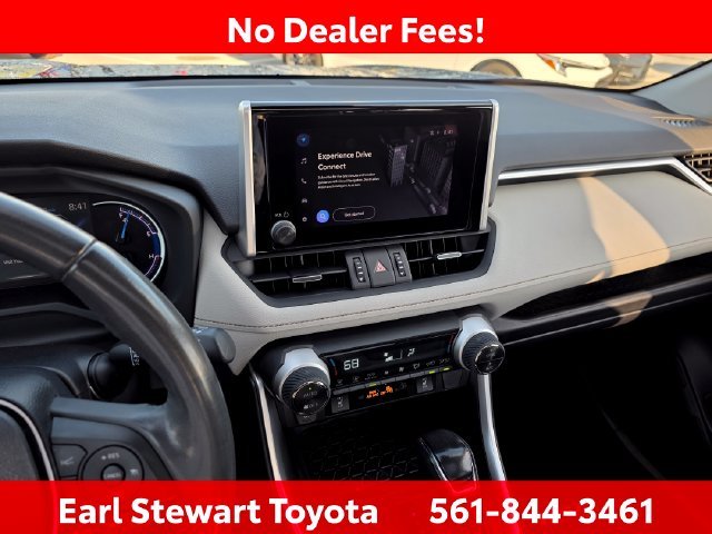 Certified Used 2024  Toyota XLE Premium image 6