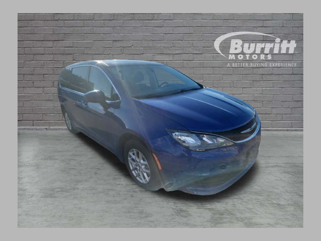 2021 Chrysler Voyager LX