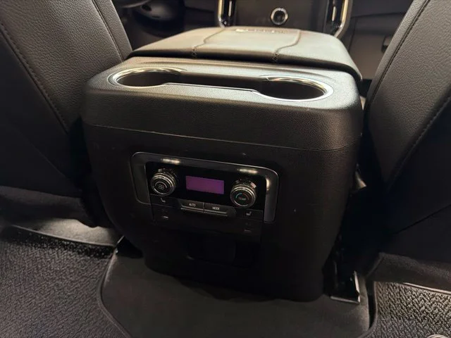 Used 2025 White GMC Denali image 46