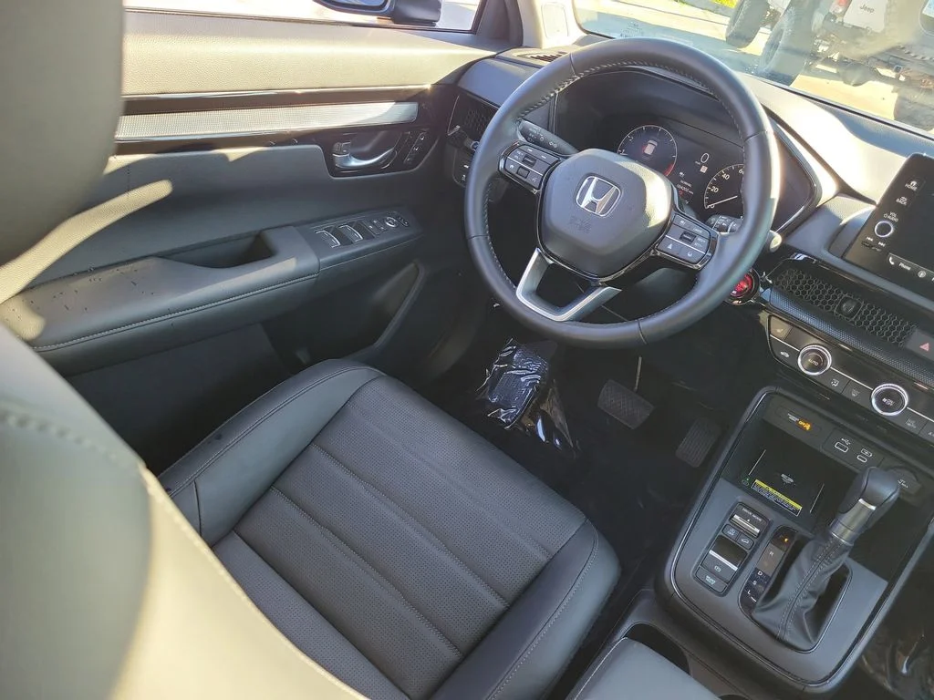 Certified Used 2025 Blue Honda EX-L image 16