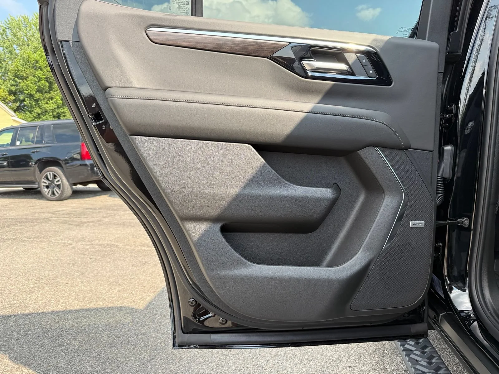 2026 Chevrolet Tahoe Z71 - Photo 29