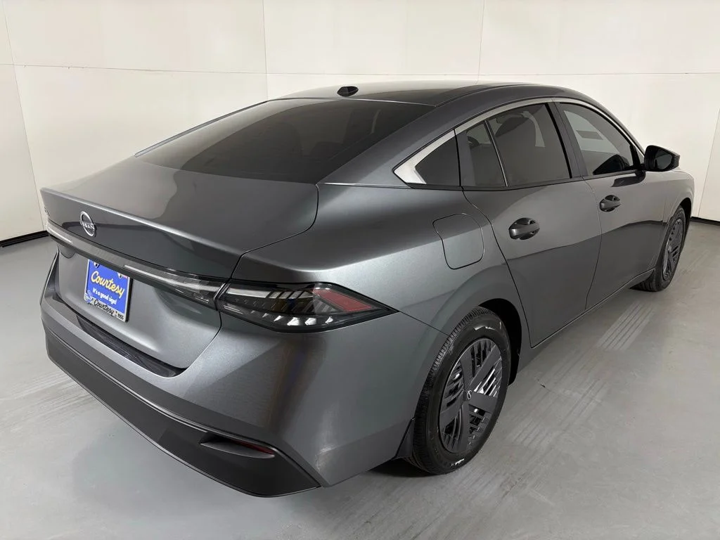 New 2026 Gray Nissan S image 8