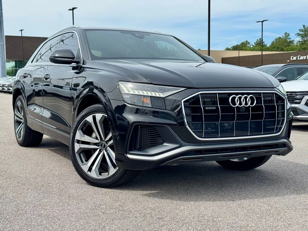 2022 Audi Q8 55 Premium Plus Tiptonic quattro's photo