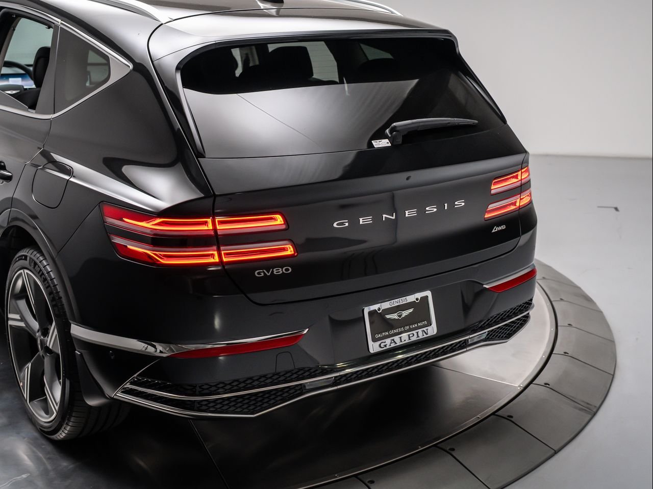 New 2026 Vik Black Genesis 2.5T PRESTIGE image 32