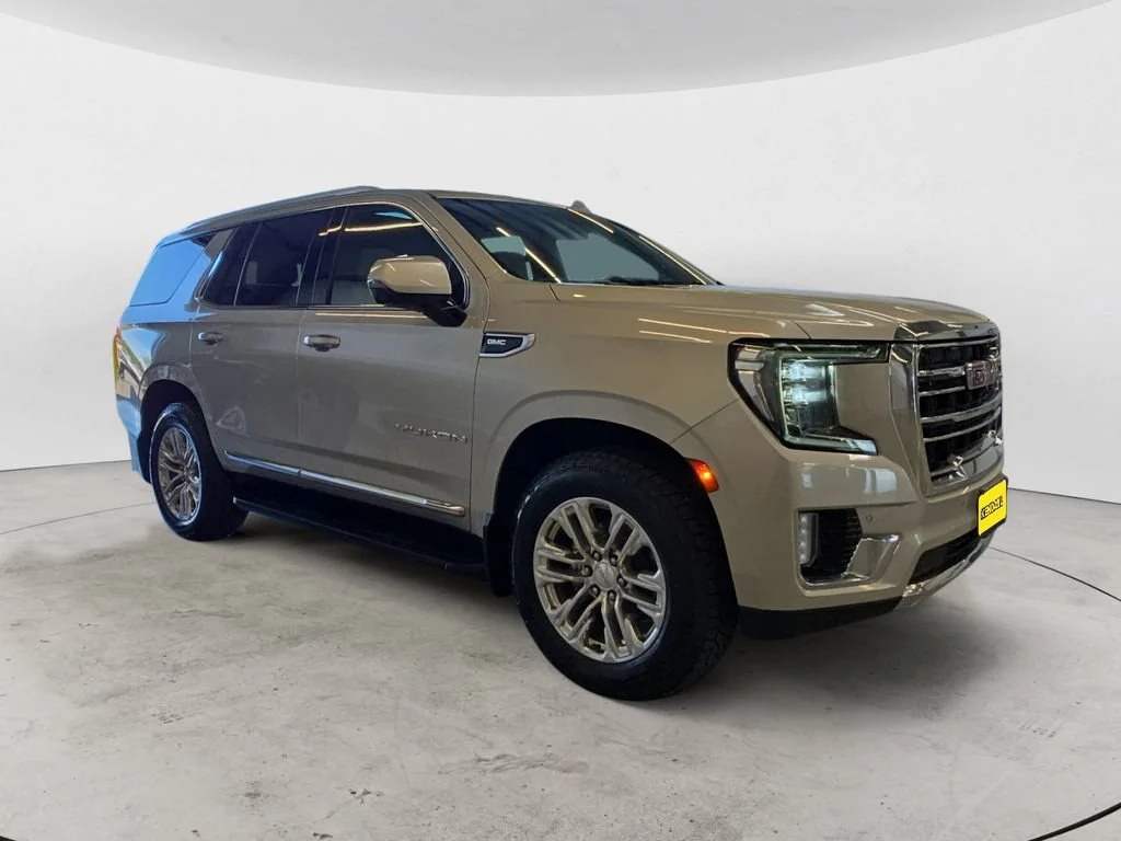 Certified Used 2022 Pearl Beige Metallic GMC SLT image 5