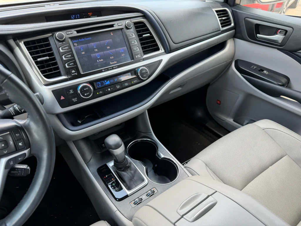 Used 2019 Celestial Silver Metallic Toyota Limited image 14