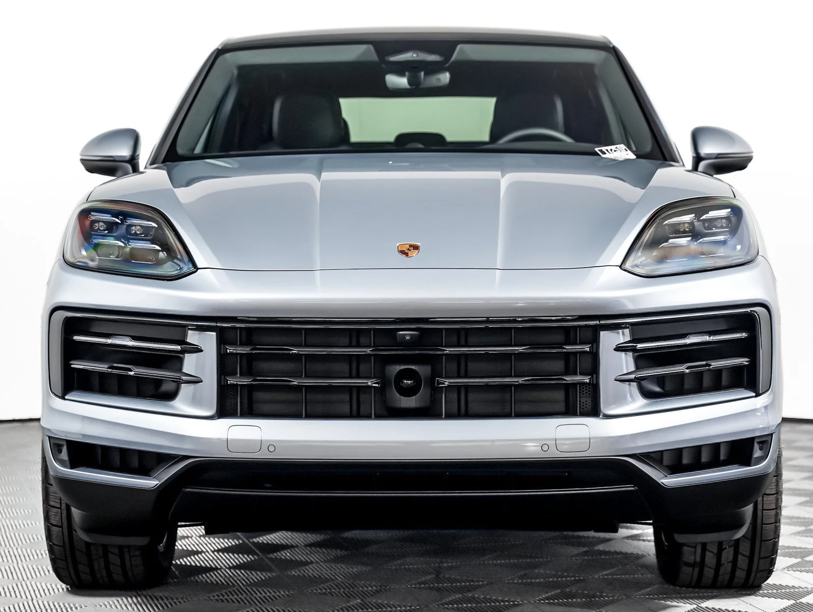 New 2026 DOLOMITE SILVER Porsche Coupe image 7