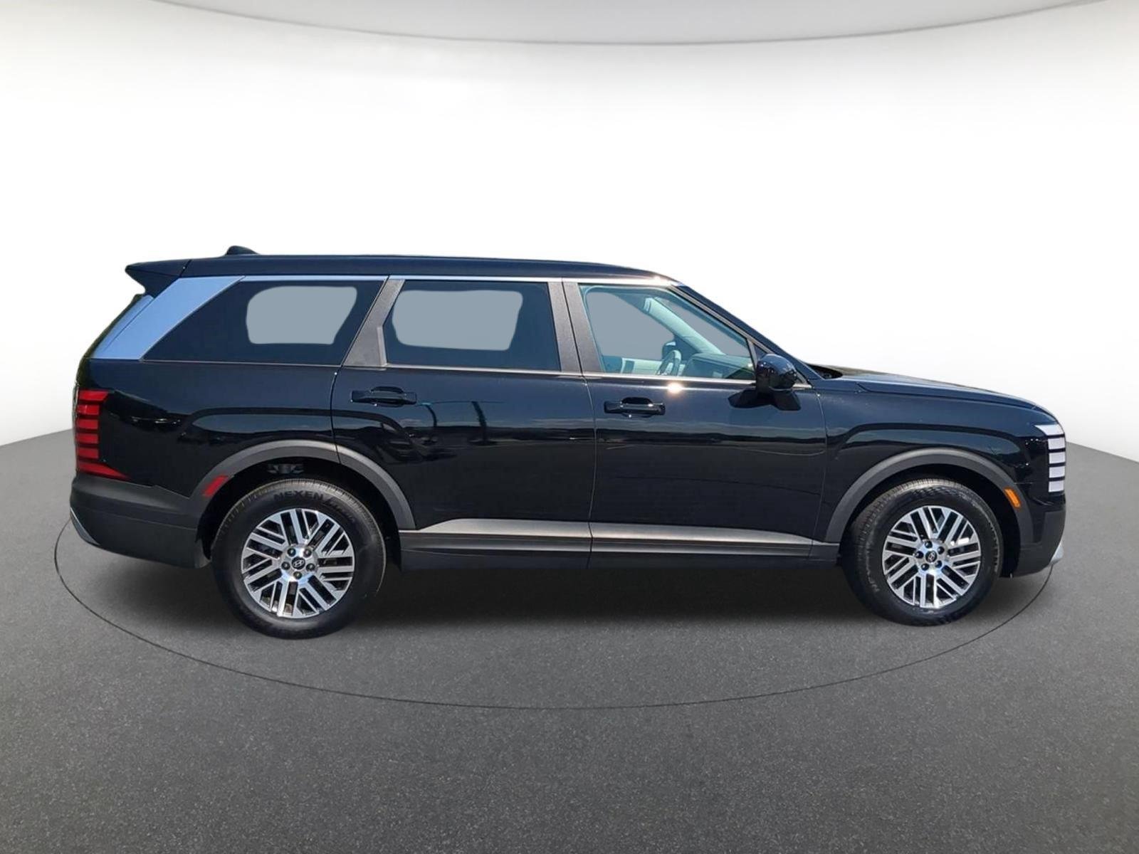New 2026 Abyss Black Pearl Hyundai SE image 3