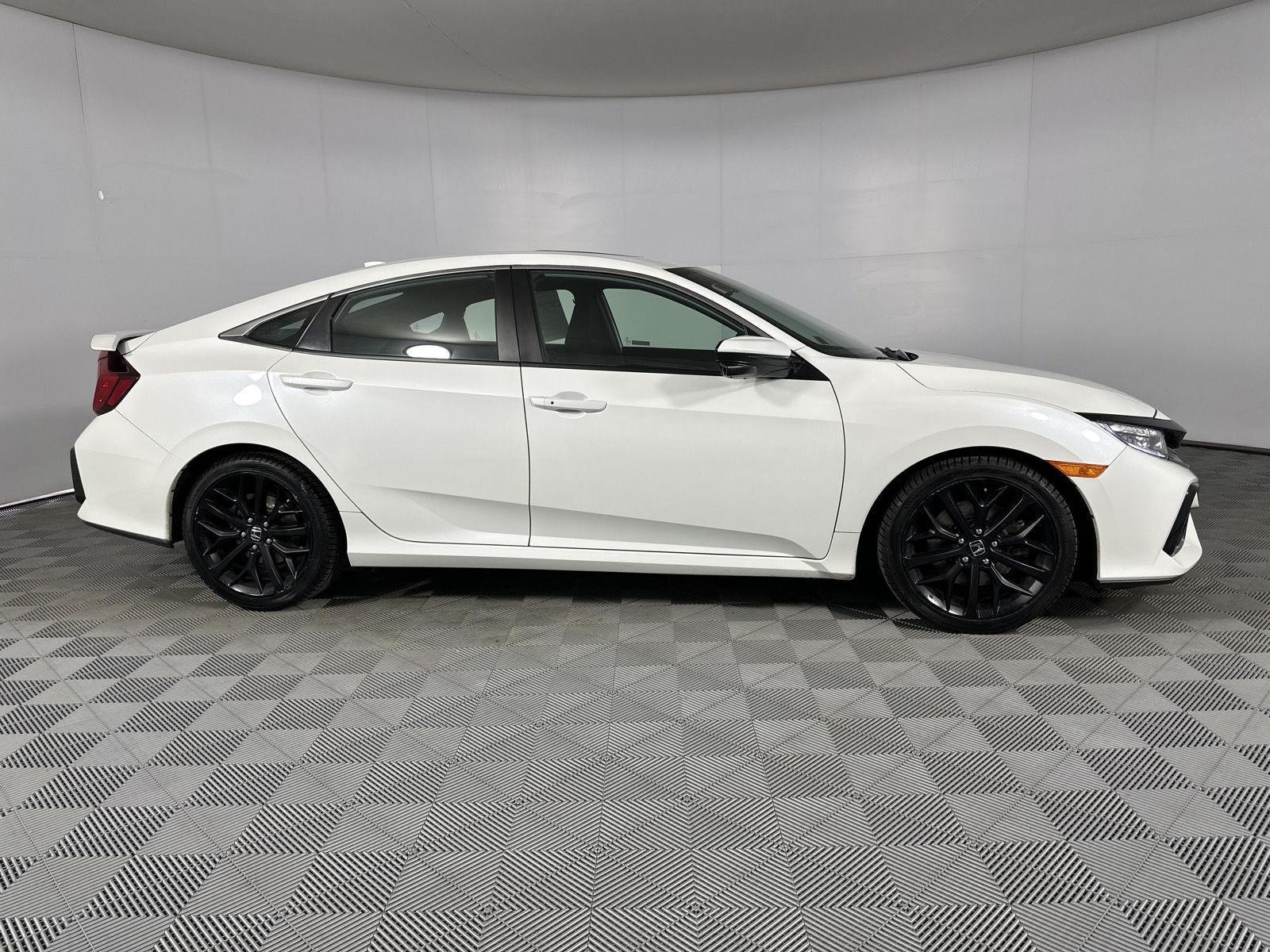 Used 2020 Platinum White Pearl Honda SI image 8