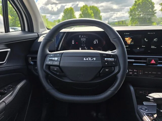 New 2026 Glacial White Pearl Kia EX image 25