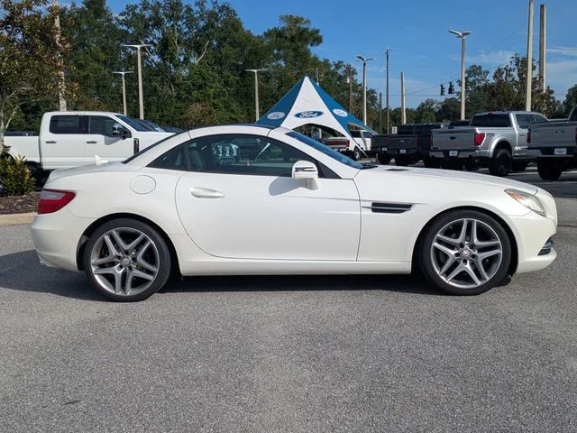 Used 2014 Diamond White Metallic Mercedes-Benz SLK 250 image 3