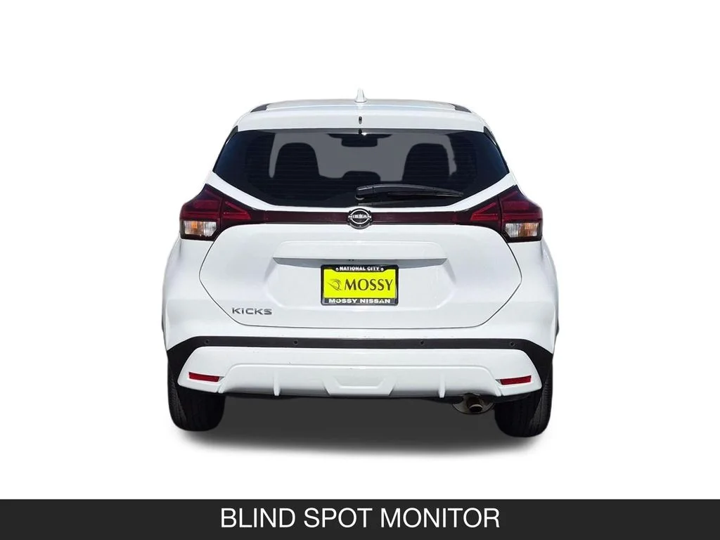 Used 2024 White Nissan S image 8