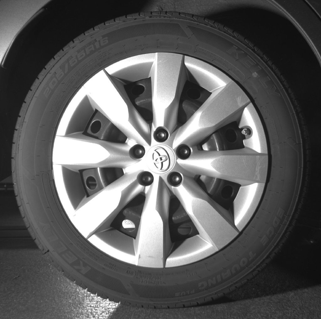 Used 2016 Gray Toyota LE image 15