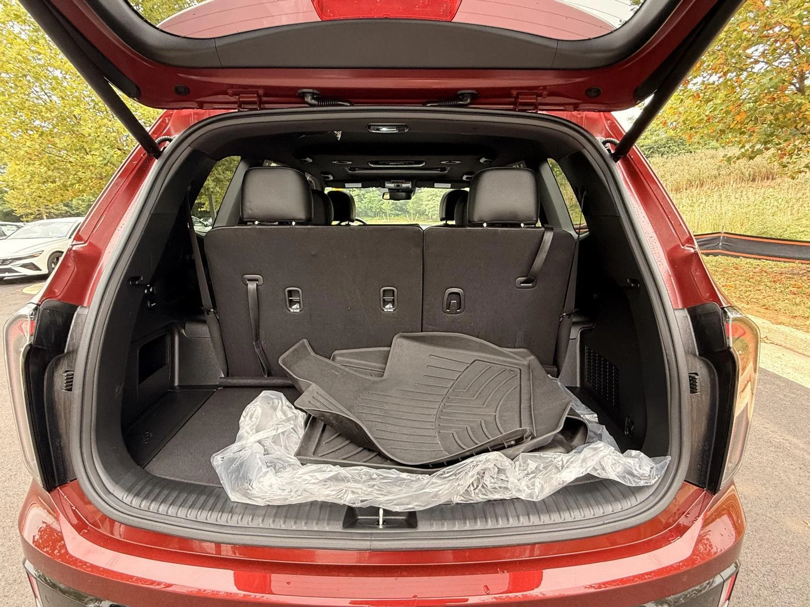 Used 2024 Dawning Red Kia EX X-Line image 20