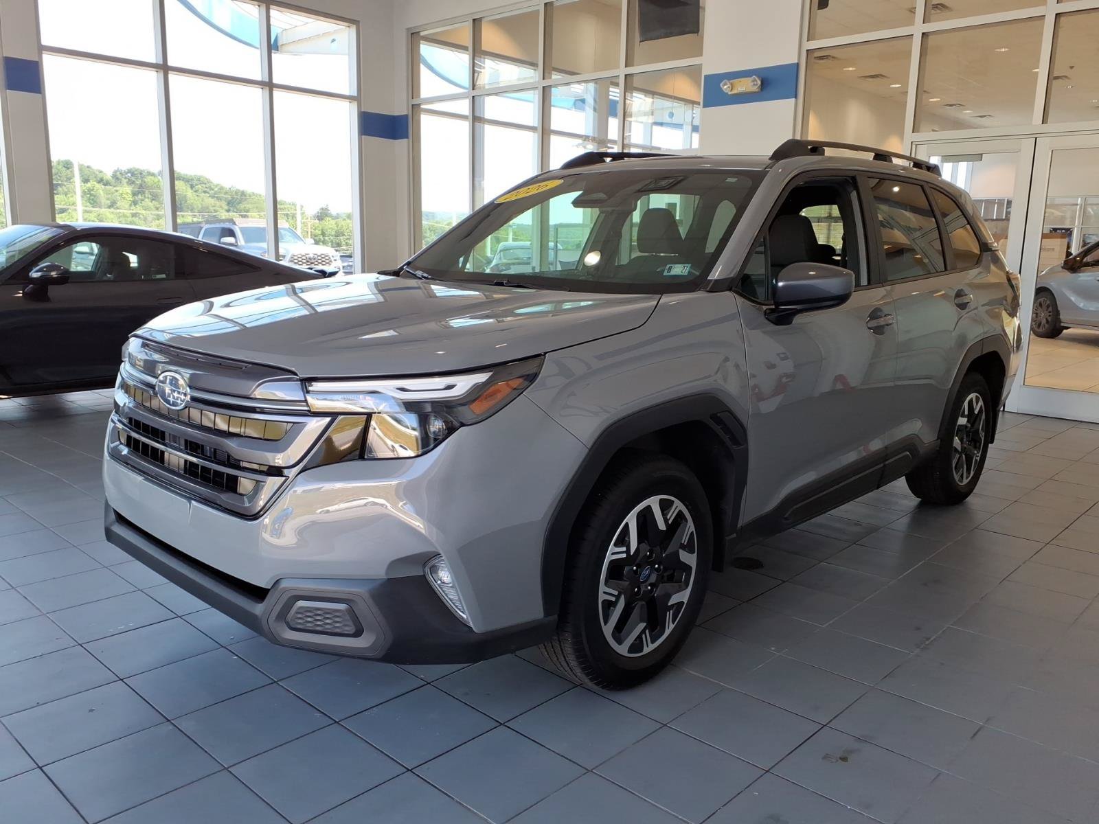 Used 2026 River Rock Pearl Subaru Premium image 7