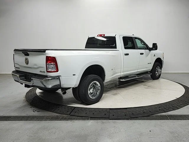 Used 2024 White Ram Big Horn image 7