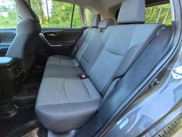 Used 2022 Gray Toyota XLE image 28