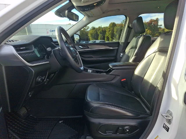 Used 2021 White Jeep Limited image 15