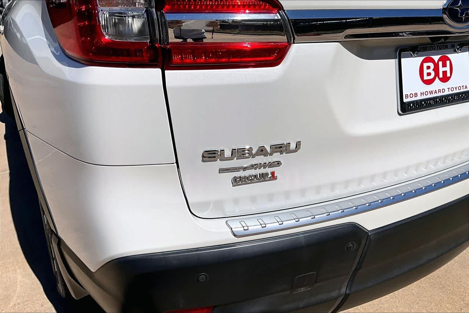 Used 2021 Crystal White Pearl Subaru Limited image 31