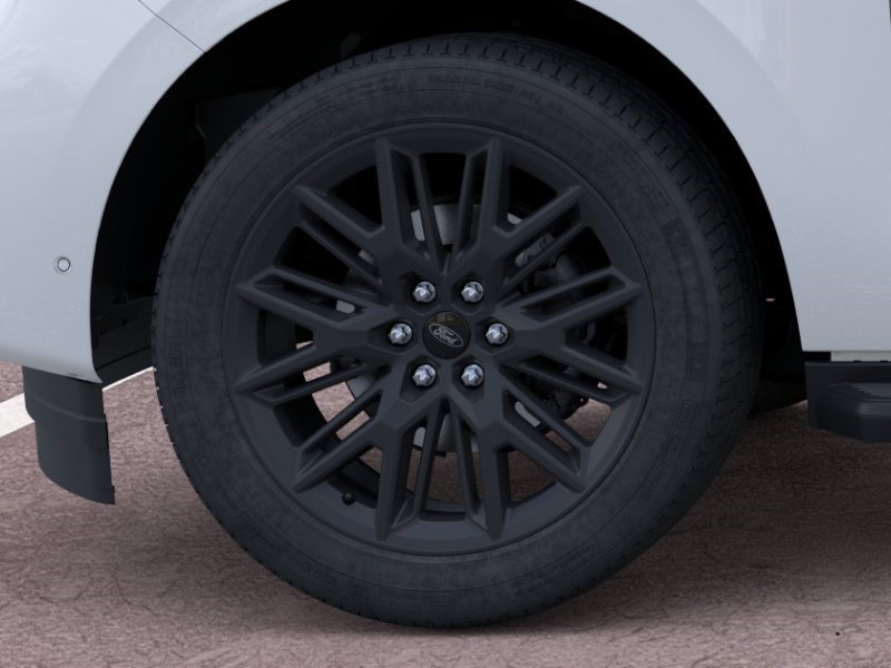 New 2026 Oxford White Ford Platinum image 20