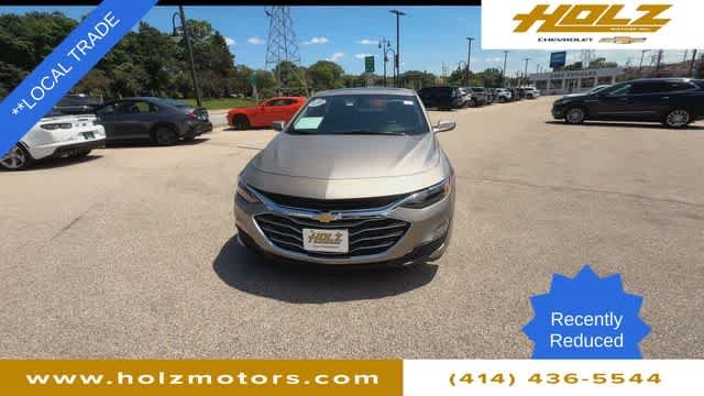 Certified Used 2022 Mineral Gray Metallic Chevrolet LT image 3