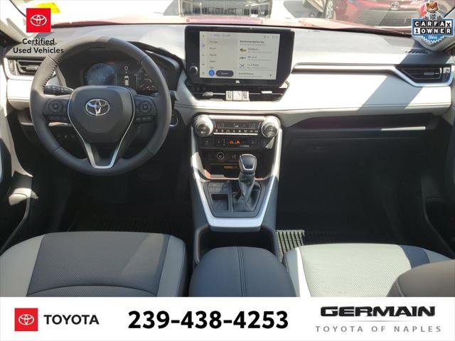 Certified Used 2025 RUBY FLARE PEARL Toyota  image 18
